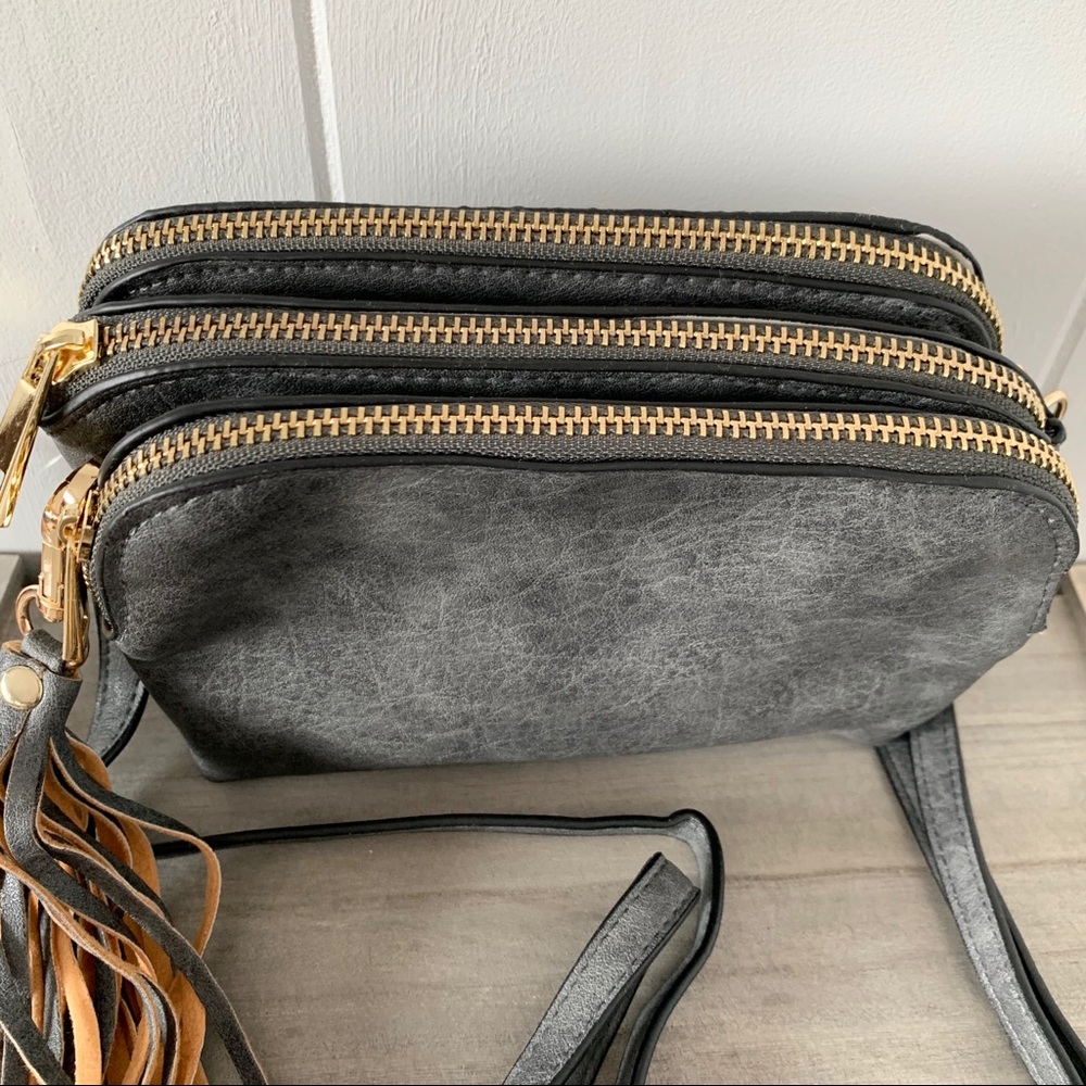 Crossbody Purse Gray With Tassel Zipper Pockets - Picture 5 of 6